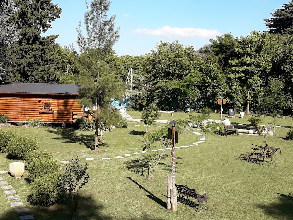 Pualy Resort And Spa 56/72