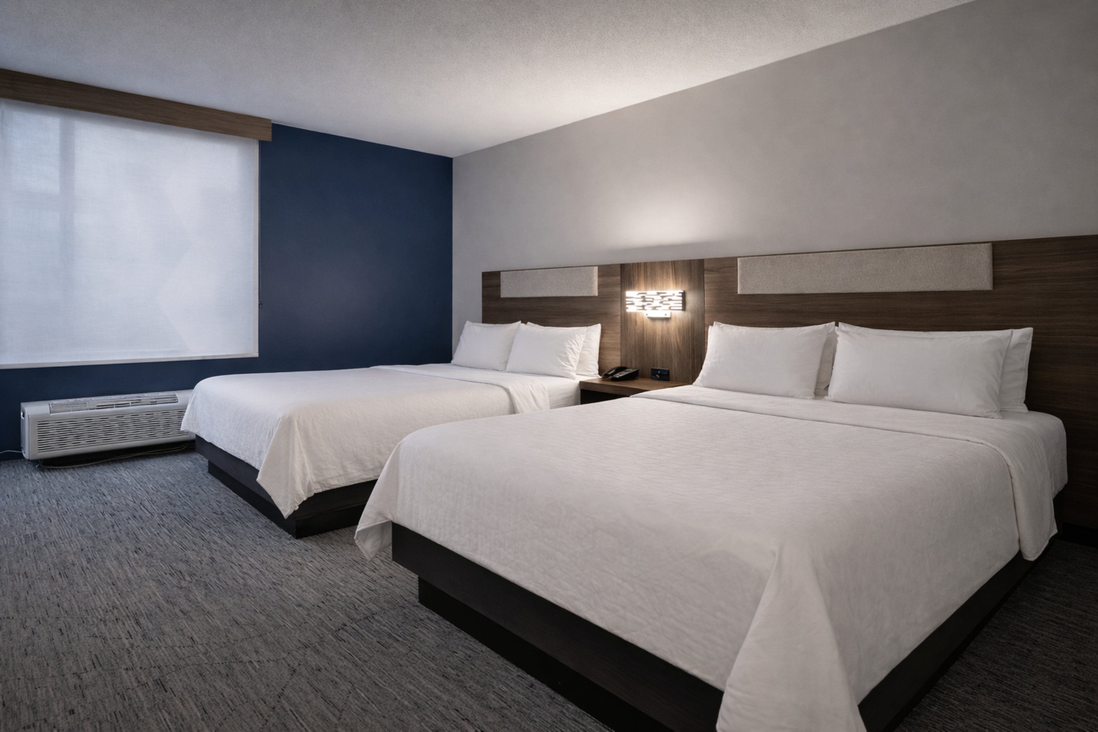 Holiday Inn Express Hotel And Suites St Paul Woodbury 30/79