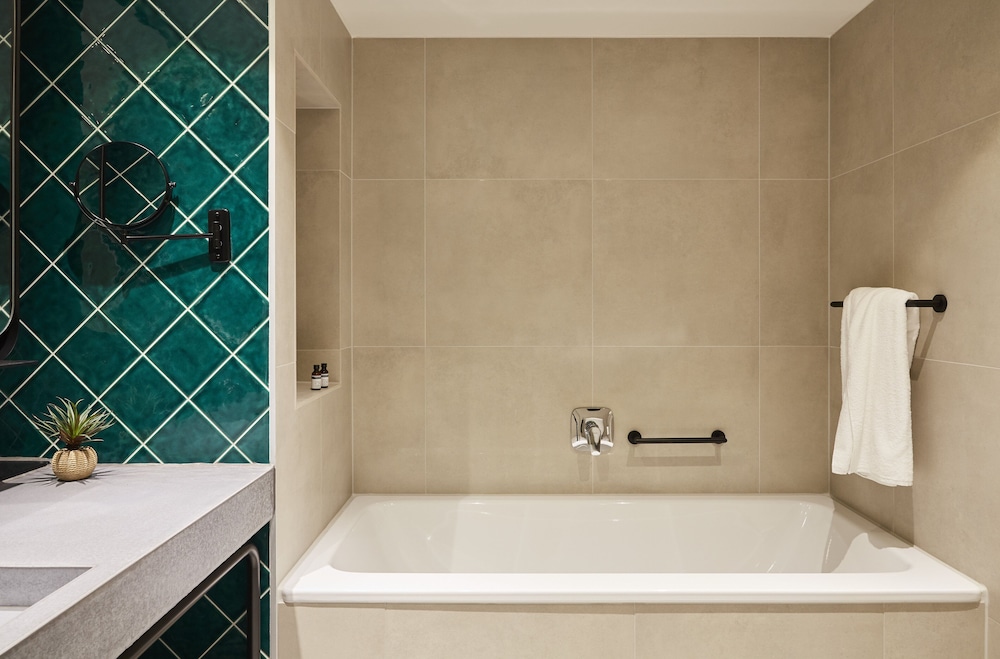 Hotel Indigo Berlin City East City 13/76