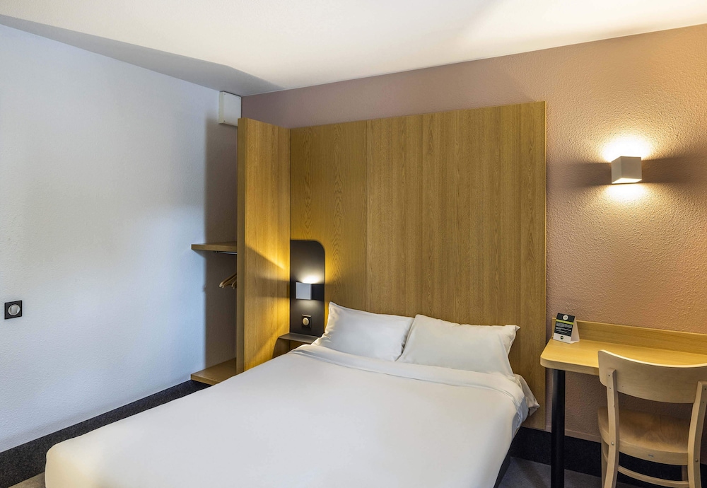 ROOM, DOUBLE BED, ACCESSIBLE