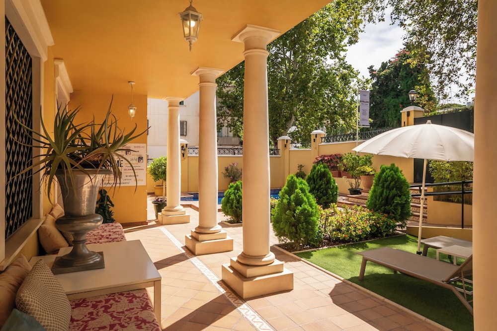 Villa Lorena Malaga 69/72