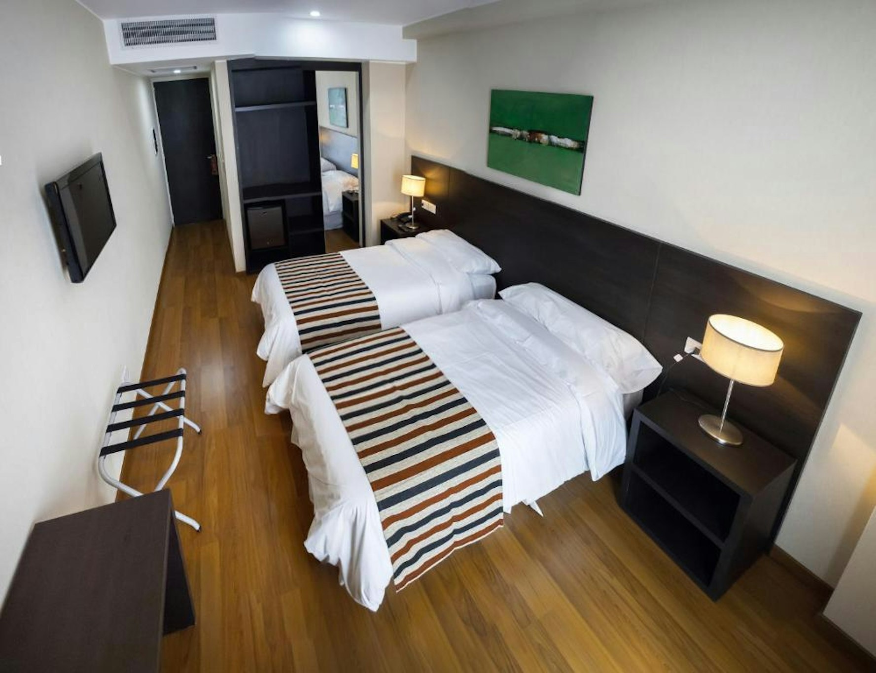 Amerian Puerto Rosario Hotel 7/24