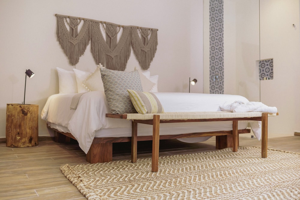 Kuyen Boutique Hotel 12/50