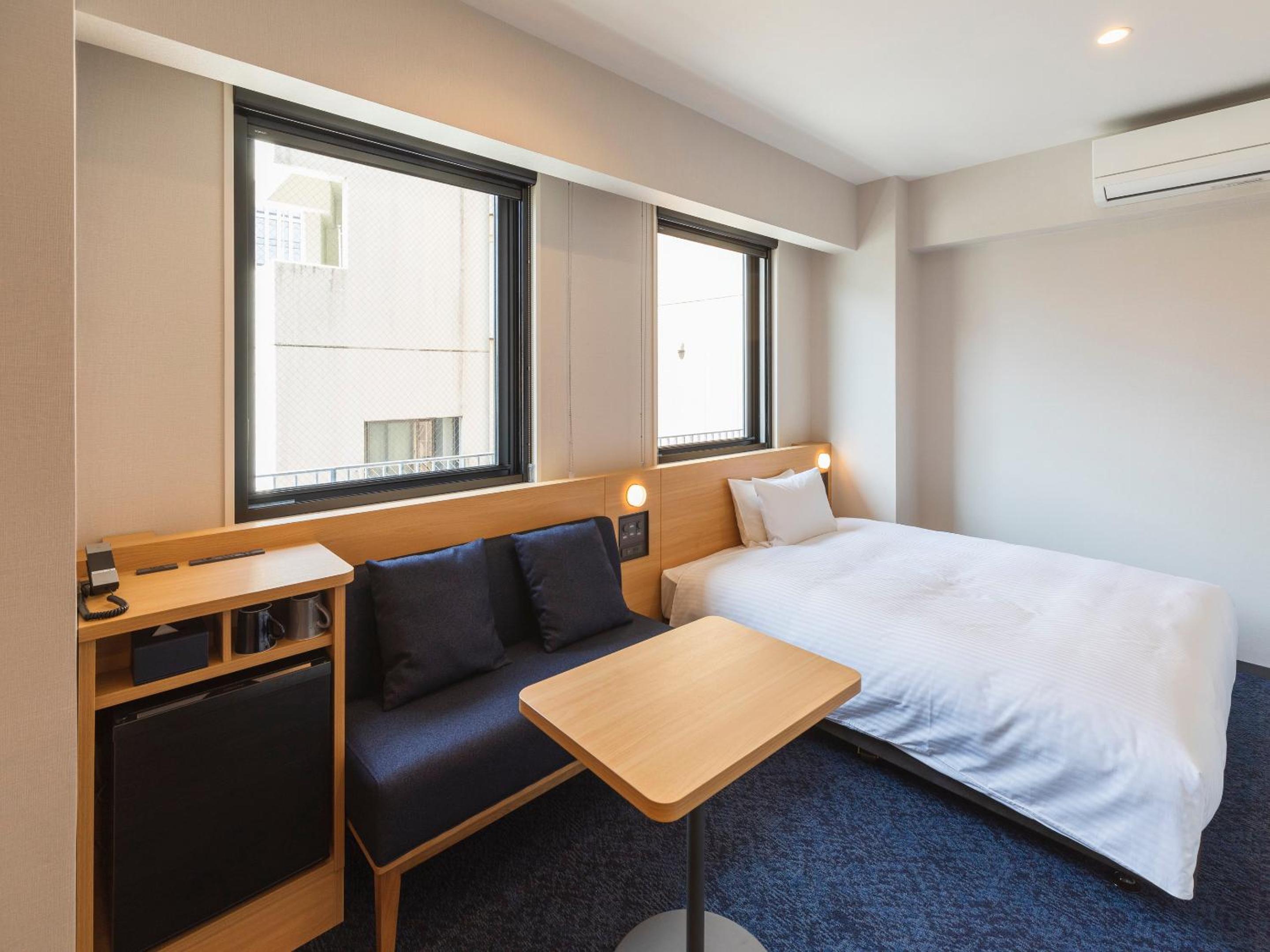 Universal, Superior, Double Bed