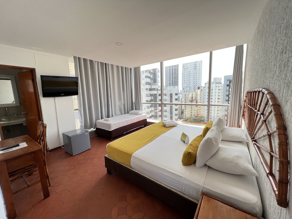 SUPERIOR, TWIN BEDS