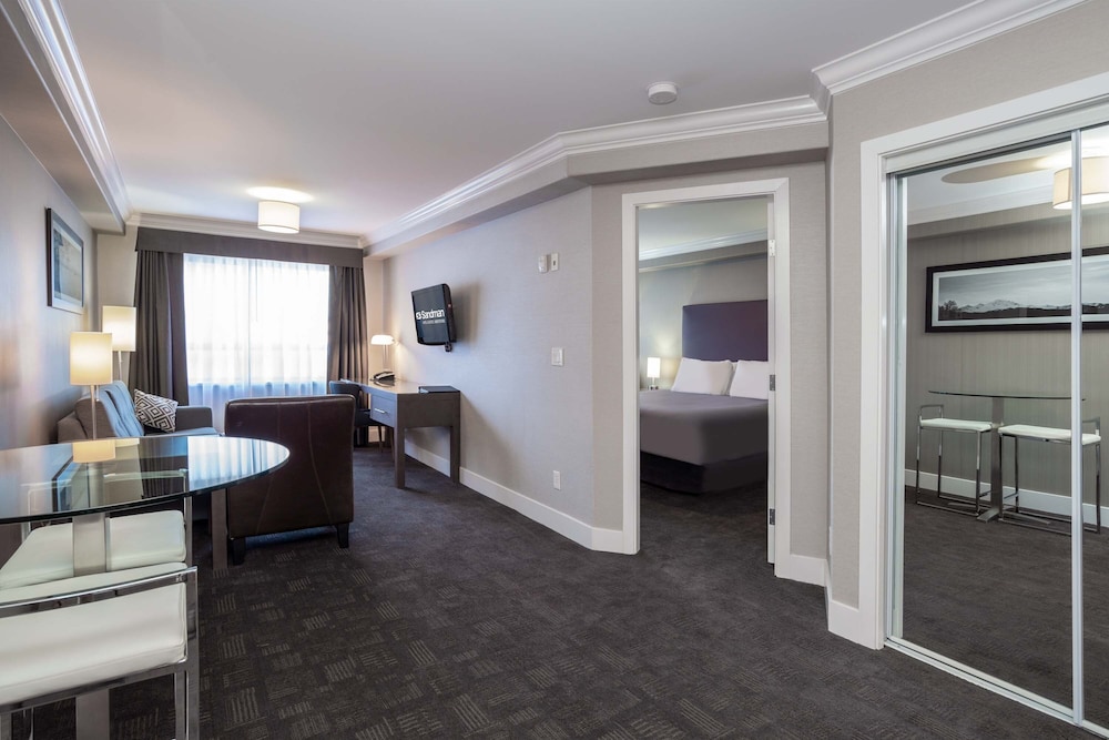 Sandman Hotel & Suites Abbotsford 23/36