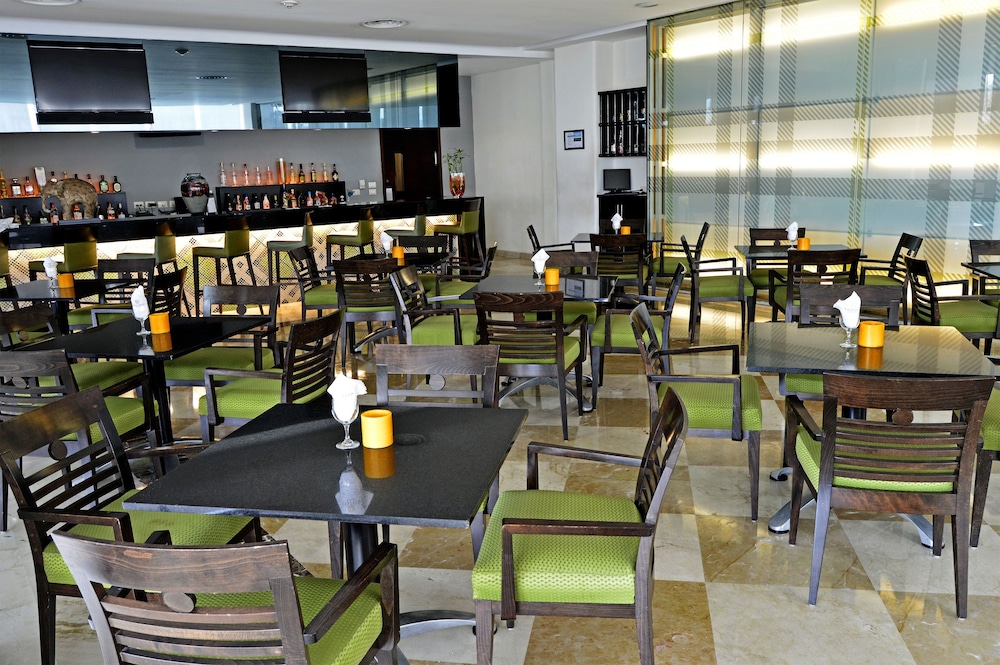 Ramada Plaza by Wyndham Veracruz Boca del Rio 35/50