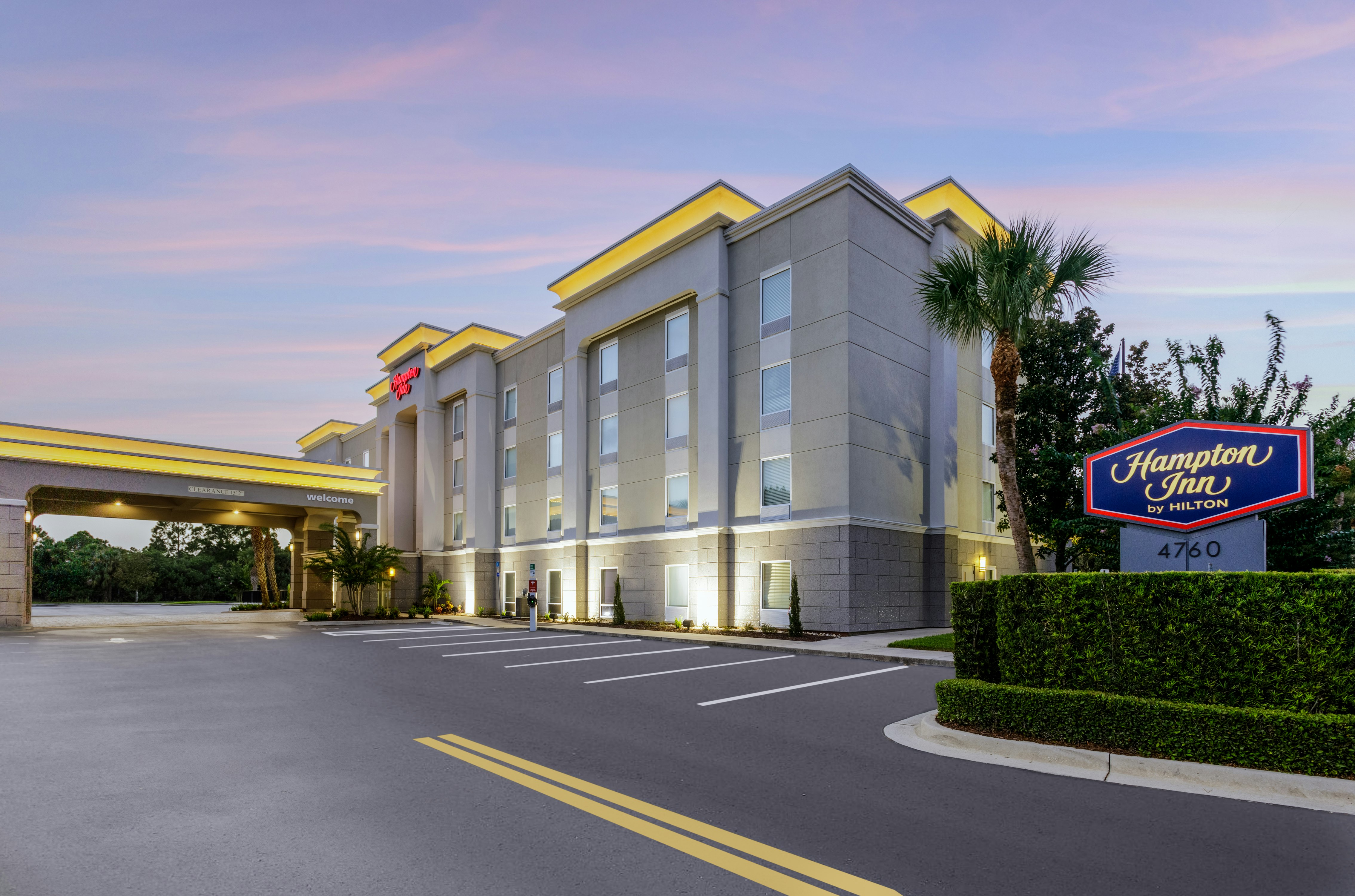 Hampton Inn Titusville I 95 Kennedy Space Centre 2/37
