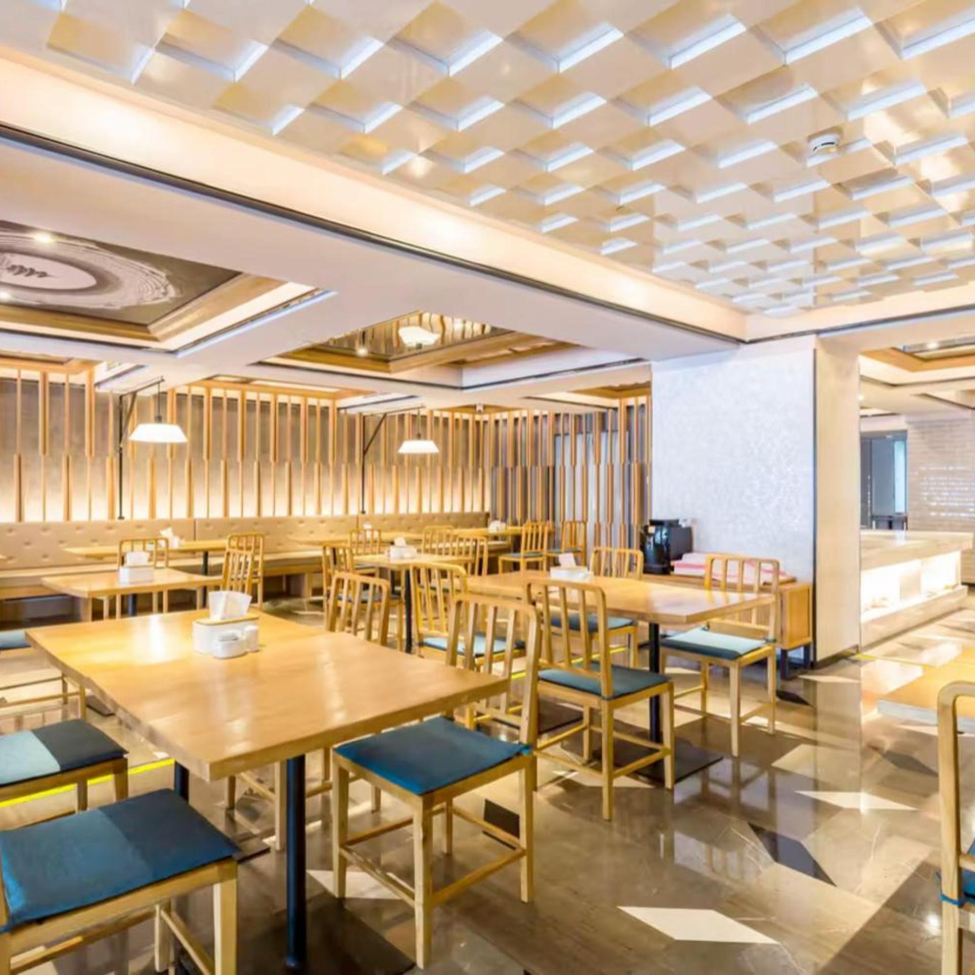 Atour Hotel Beijing Fuxingmen 34/51