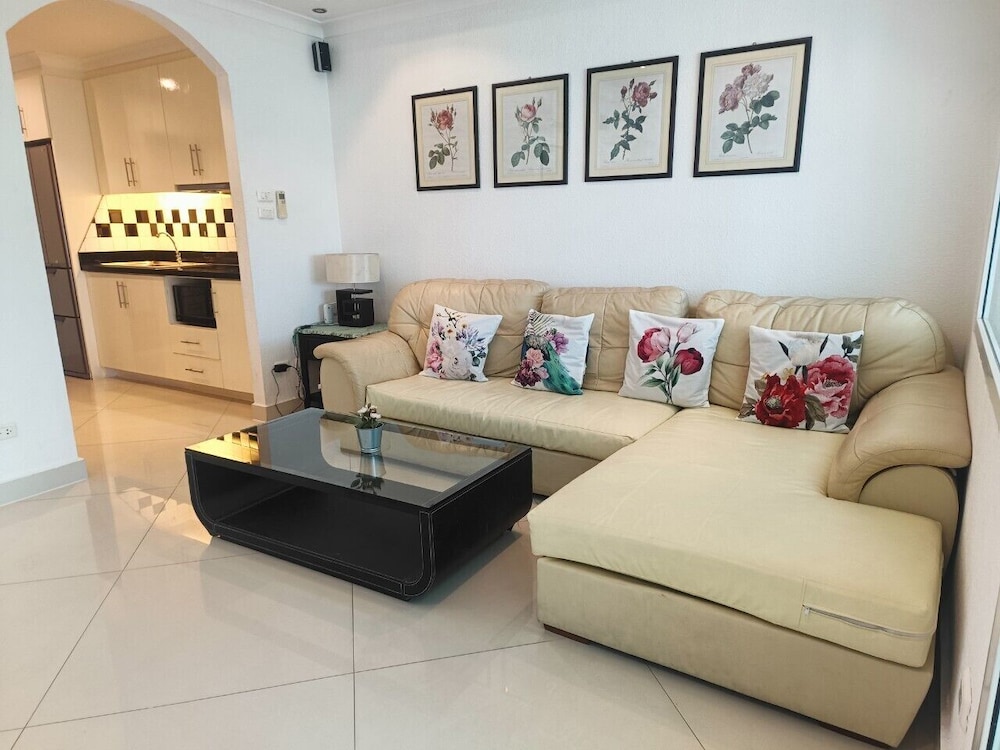View Talay 6 Condominium By Honey 55/84