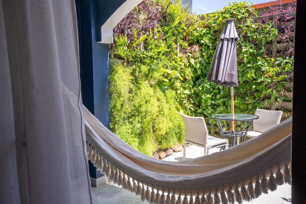 Exotica Boutique Hotel 40/50