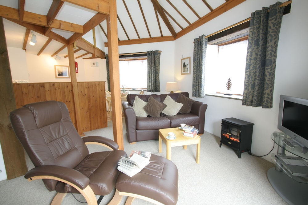 Polean Farm Cottages 22/50