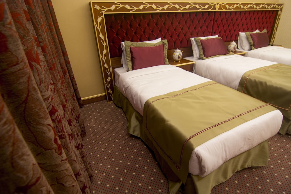 MB DELUXE HOTEL 27/59