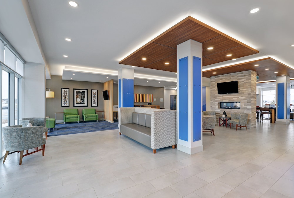 Holiday Inn Express And Suites Port Elgin 10/50