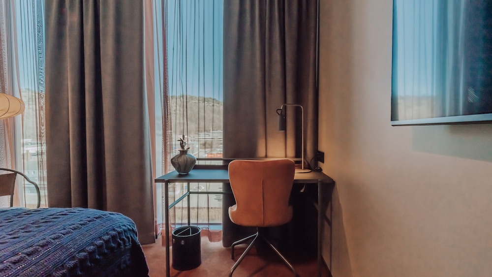 Quality Hotel The Weaver 36/39
