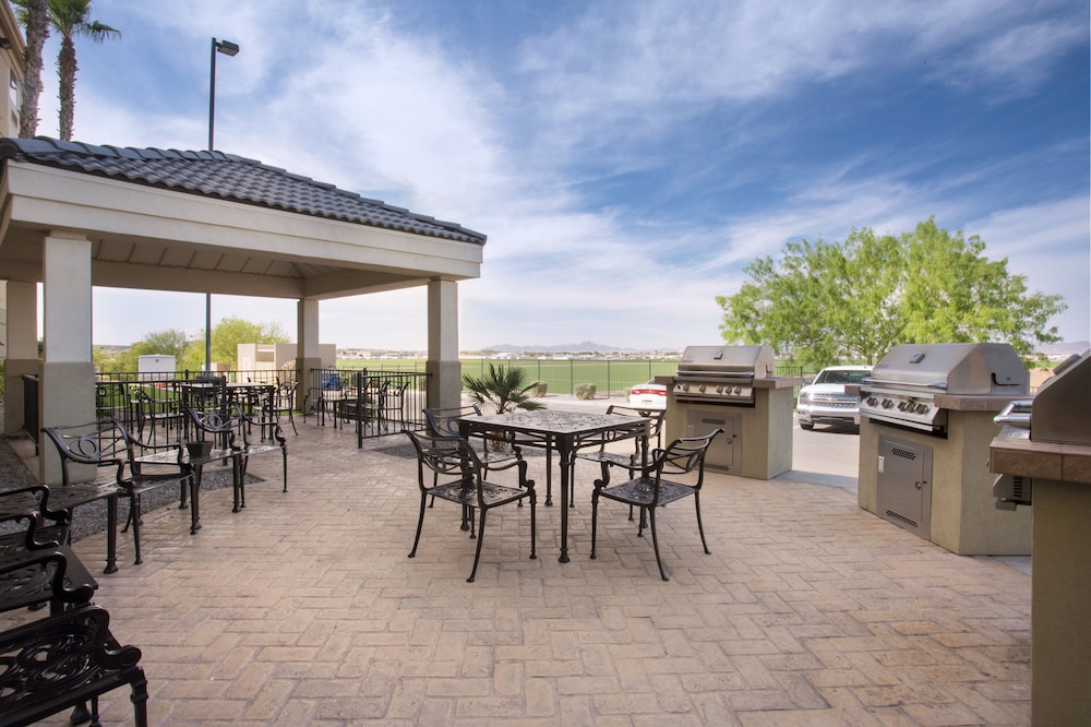 Candlewood Suites Yuma 45/73