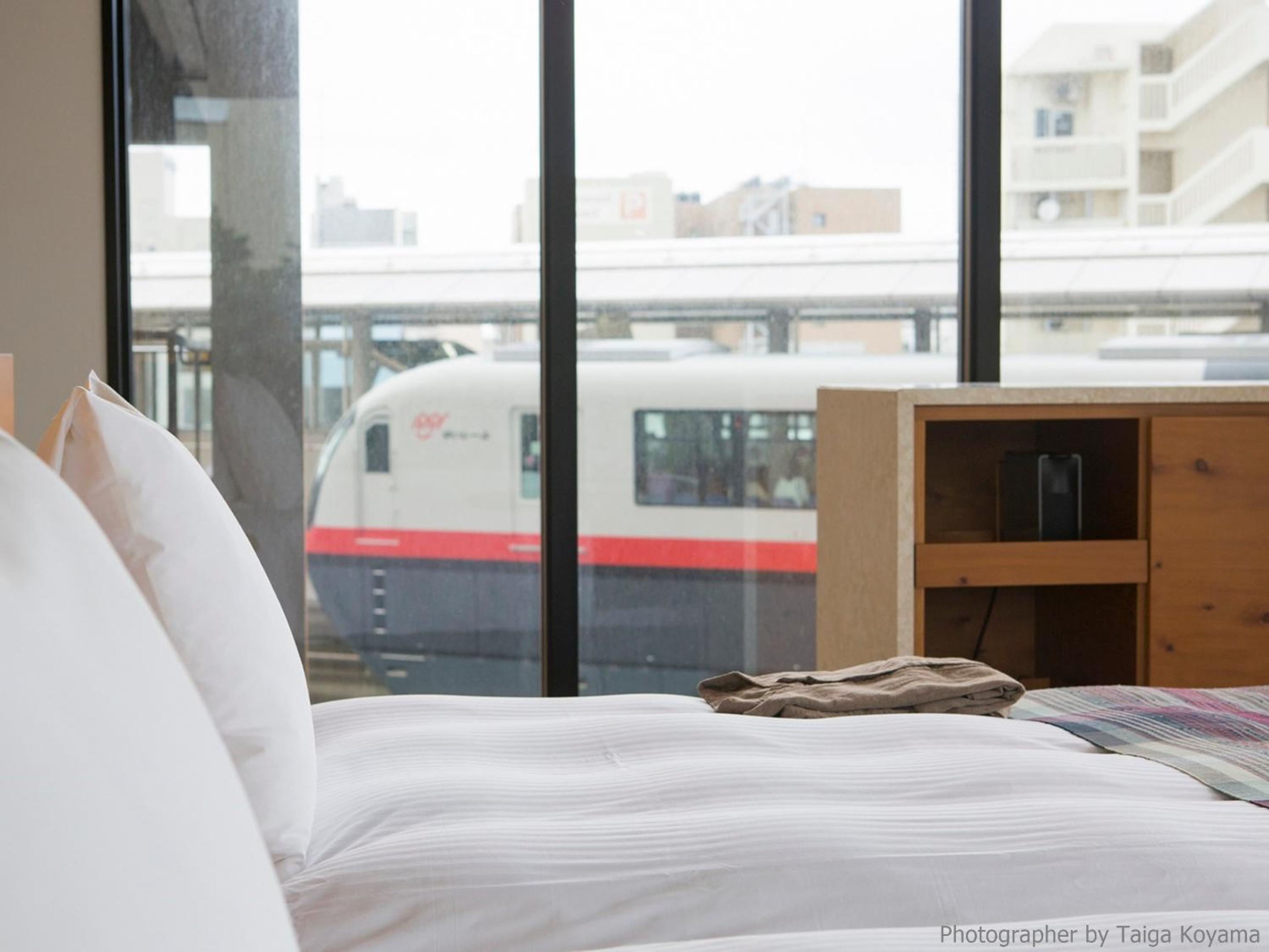 غرفة بريميوم ركنية بسريرين منفصلين، Hotel Strata Naha 8/9
