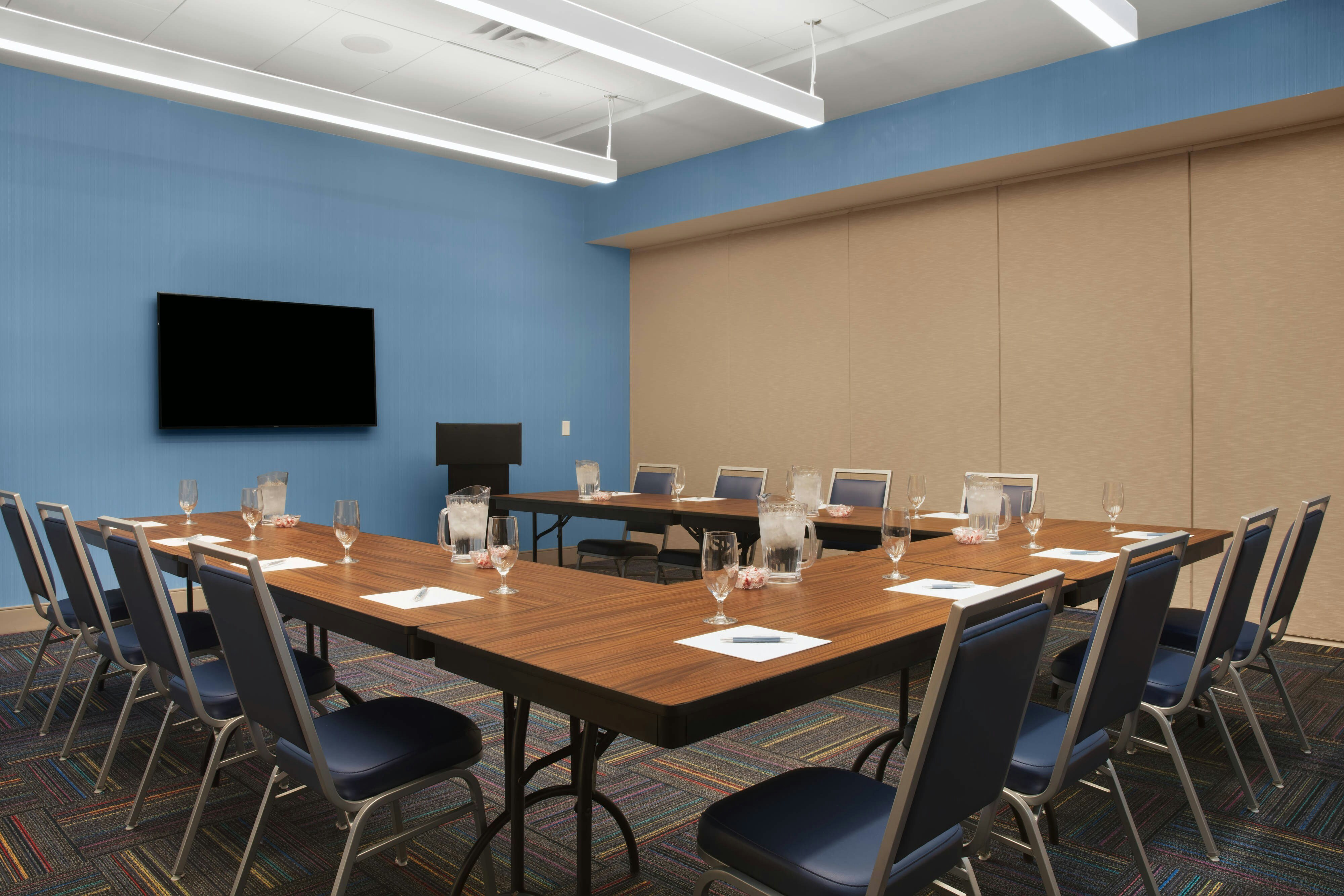 FOUR POINTS BY SHERATON FORT LAUDERDALE AIRPORT/CRUISE PORT 8/10