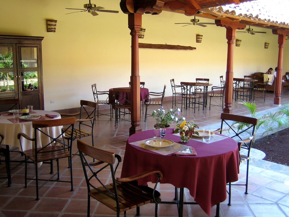 Hotel Patio Del Malinche 32/41