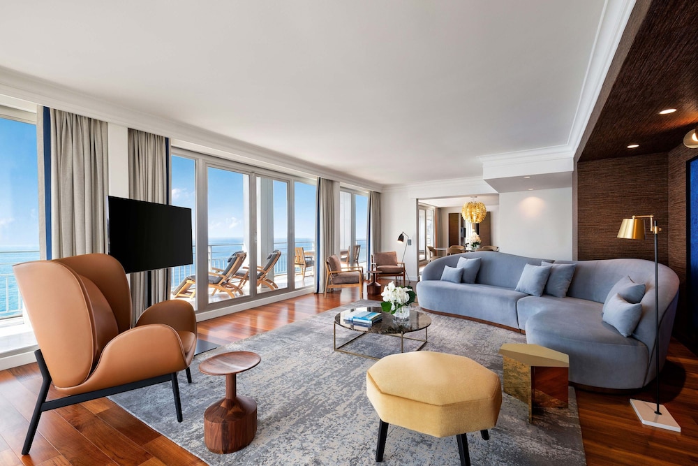 LE MERIDIEN NICE 36/66