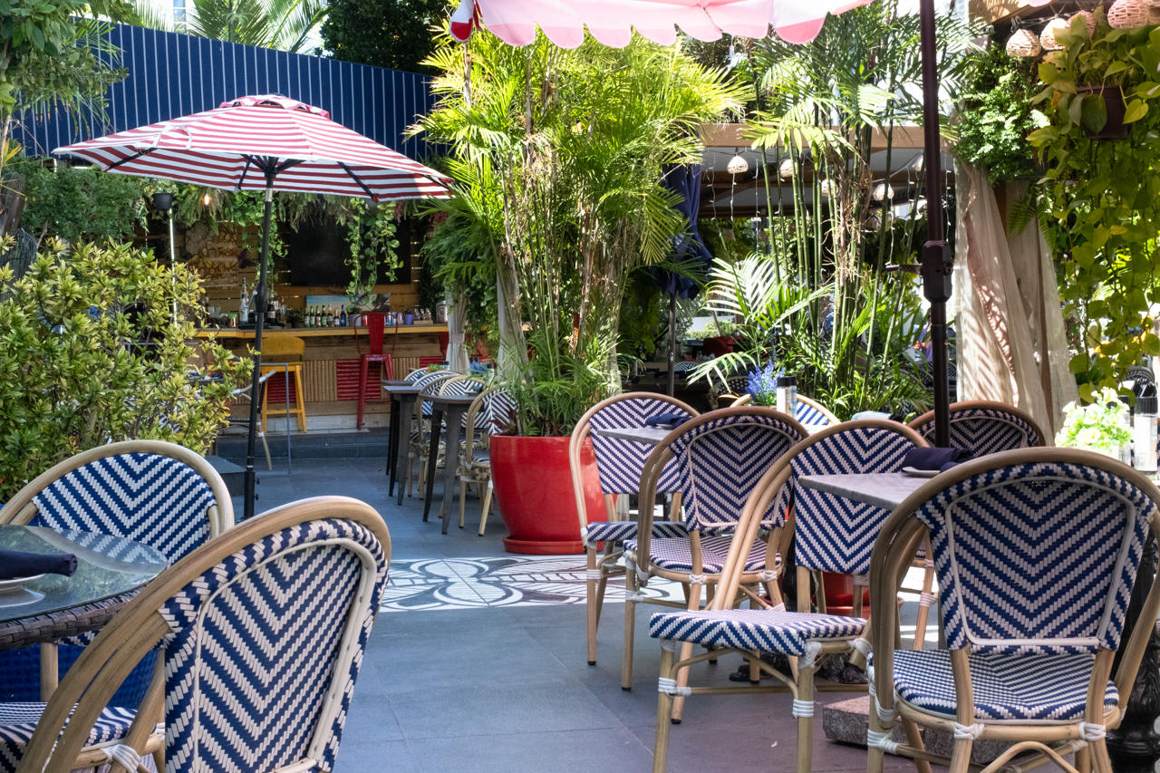 Catalina Hotel & Beach Club 54/70