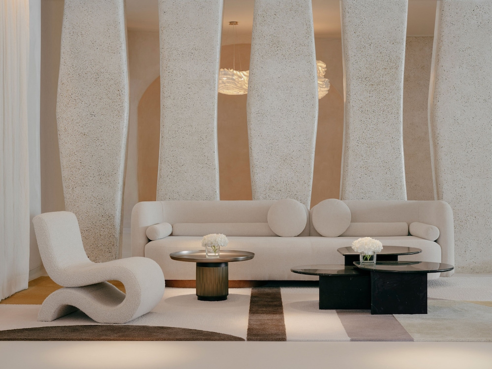 Mondrian Ibiza 73/73