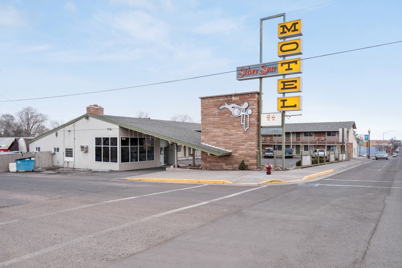 OYO Silver Spur Burns Hwy 20 24/31