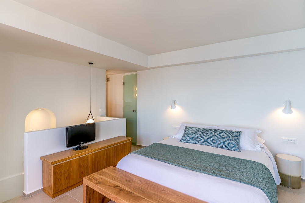 DUPLEX, SUITE, CALDERA VIEW, OUTDOOR JETTED TUB
