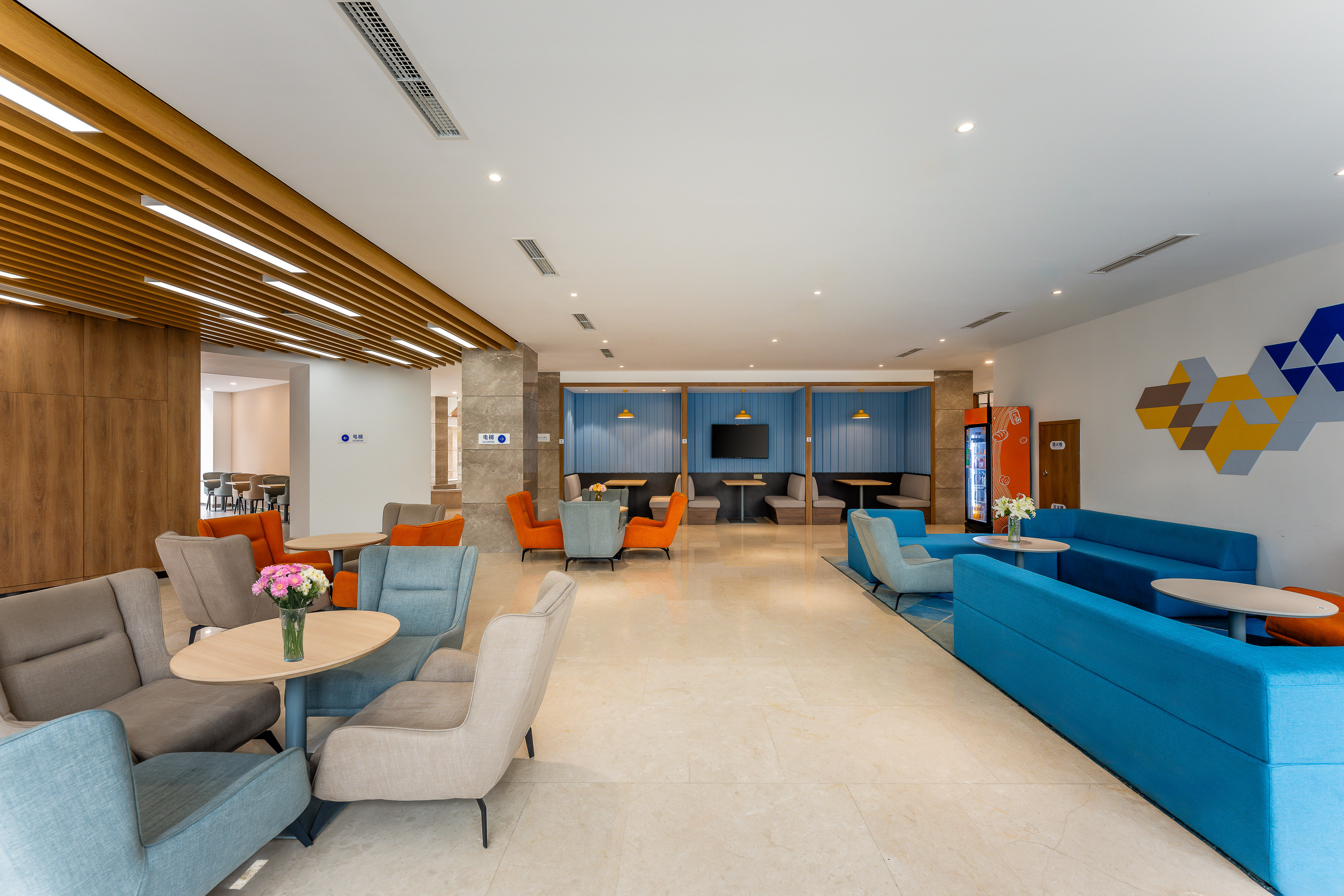 Holiday Inn Express Tianjin Airport East 30/50