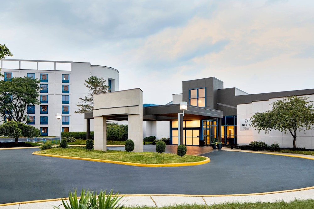 Delta Hotels by Marriott Toledo 45/50