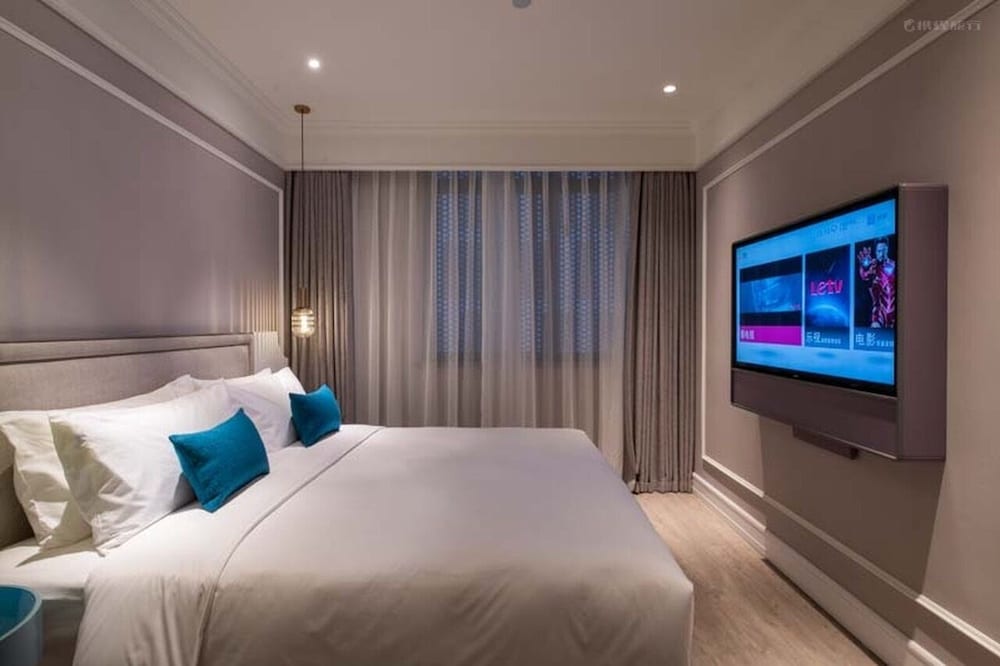 STANDARD, KING BED