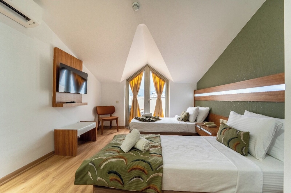 غرفة عائلية، Hotel Santamarina 4/10