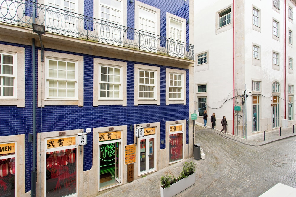 Braganca Oporto Hotel 67/70