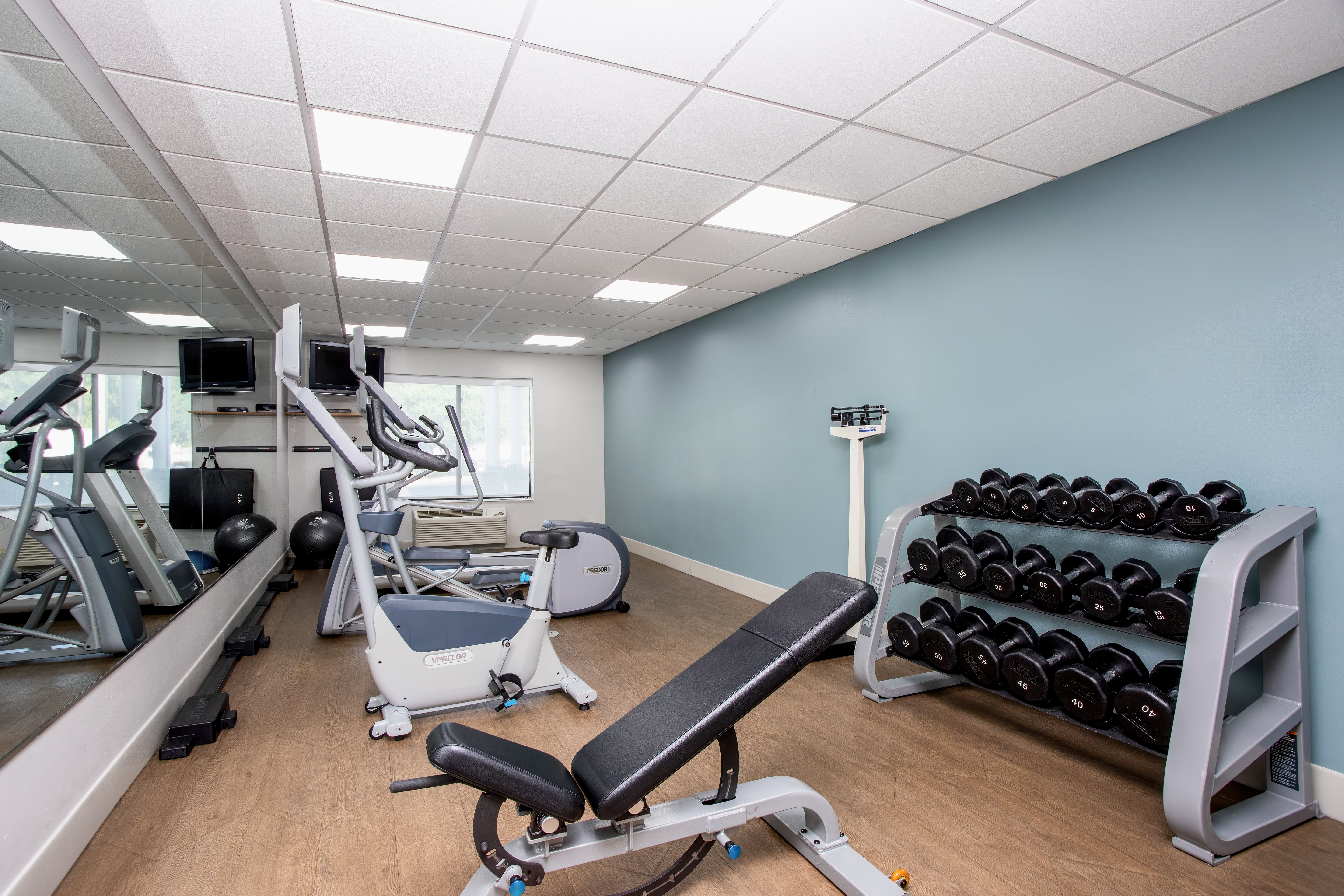 Holiday Inn Express & Suites Jacksonville - Blount Island, an IHG Hotel 41/80