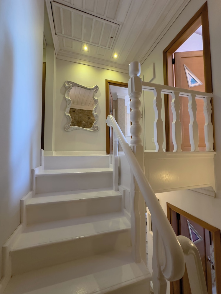 Hotel Katina 24/47