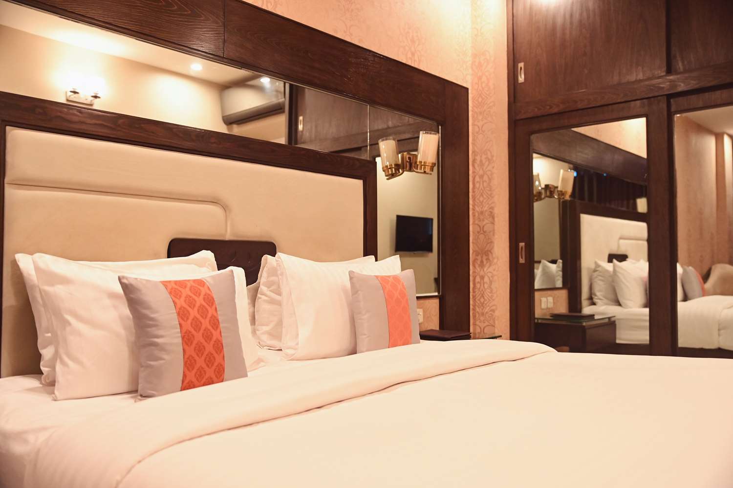 Best Western Hotel Faisalabad City 23/34