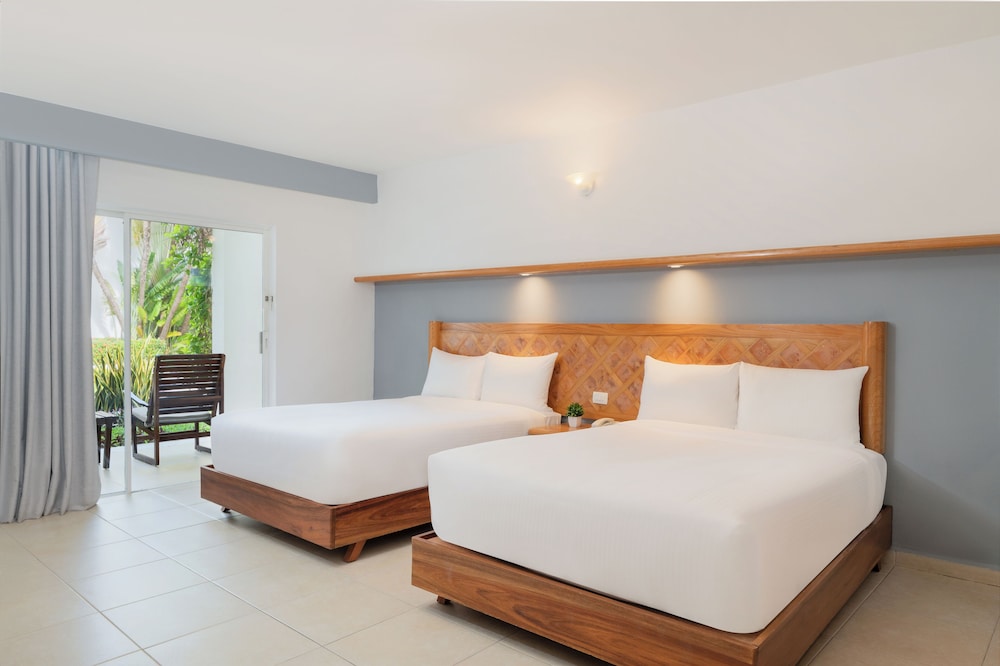 Beachscape Kin Ha Villas and Suites 46/89