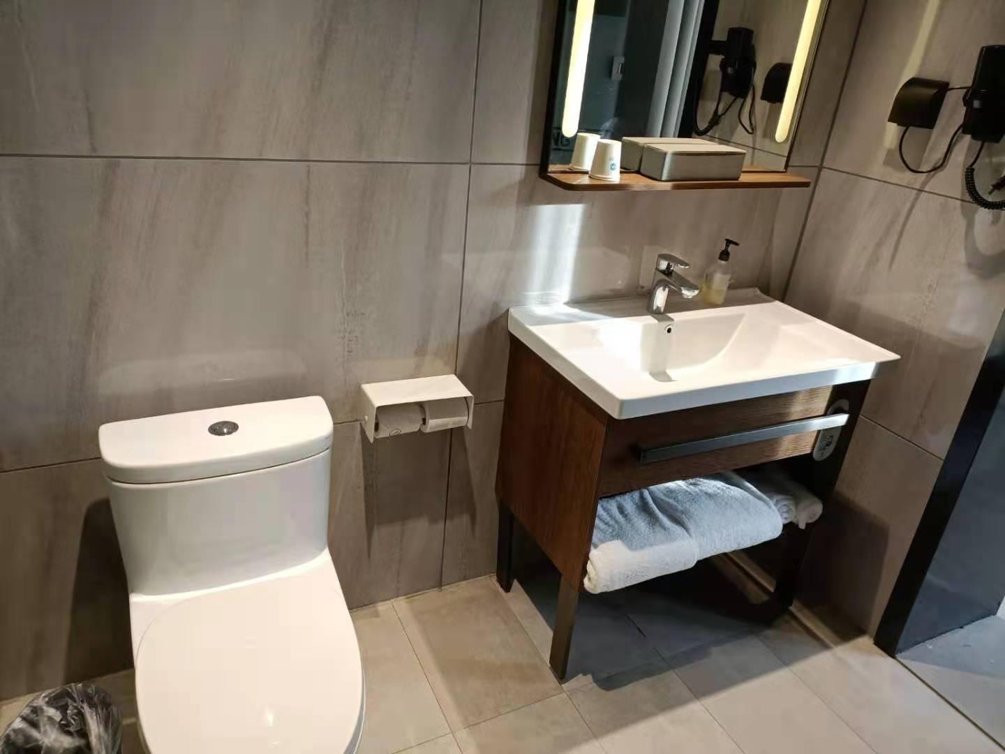 Lavande Hotel (Tianjin Wuqing High-speed Railway Station Daguangming Center) 38/43