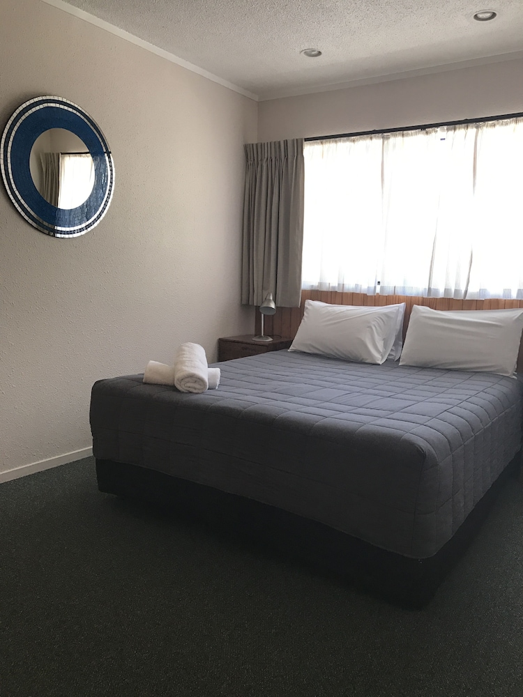 Edelweiss Motel 16/72