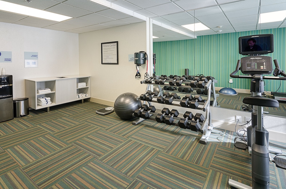 Holiday Inn Express Lexington 26/56