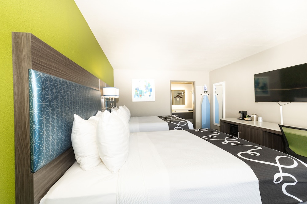 Surestay Plus Hotel By Best Western Point Richmond 17/37