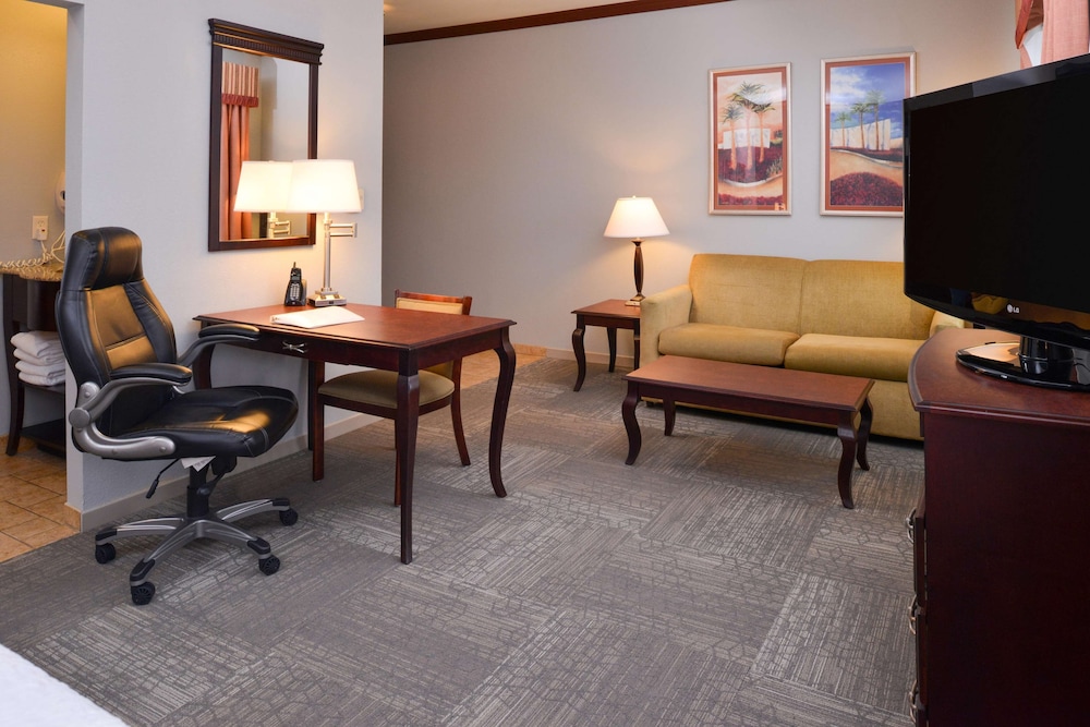 Hampton Inn Suites Greenville 31/44