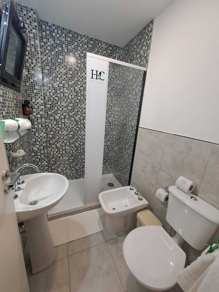 Hotel Caseros Salta 48/48