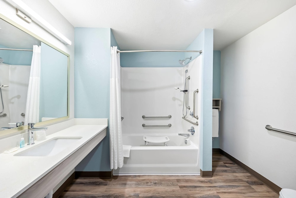 WoodSpring Suites Jackson Hub City 60/63