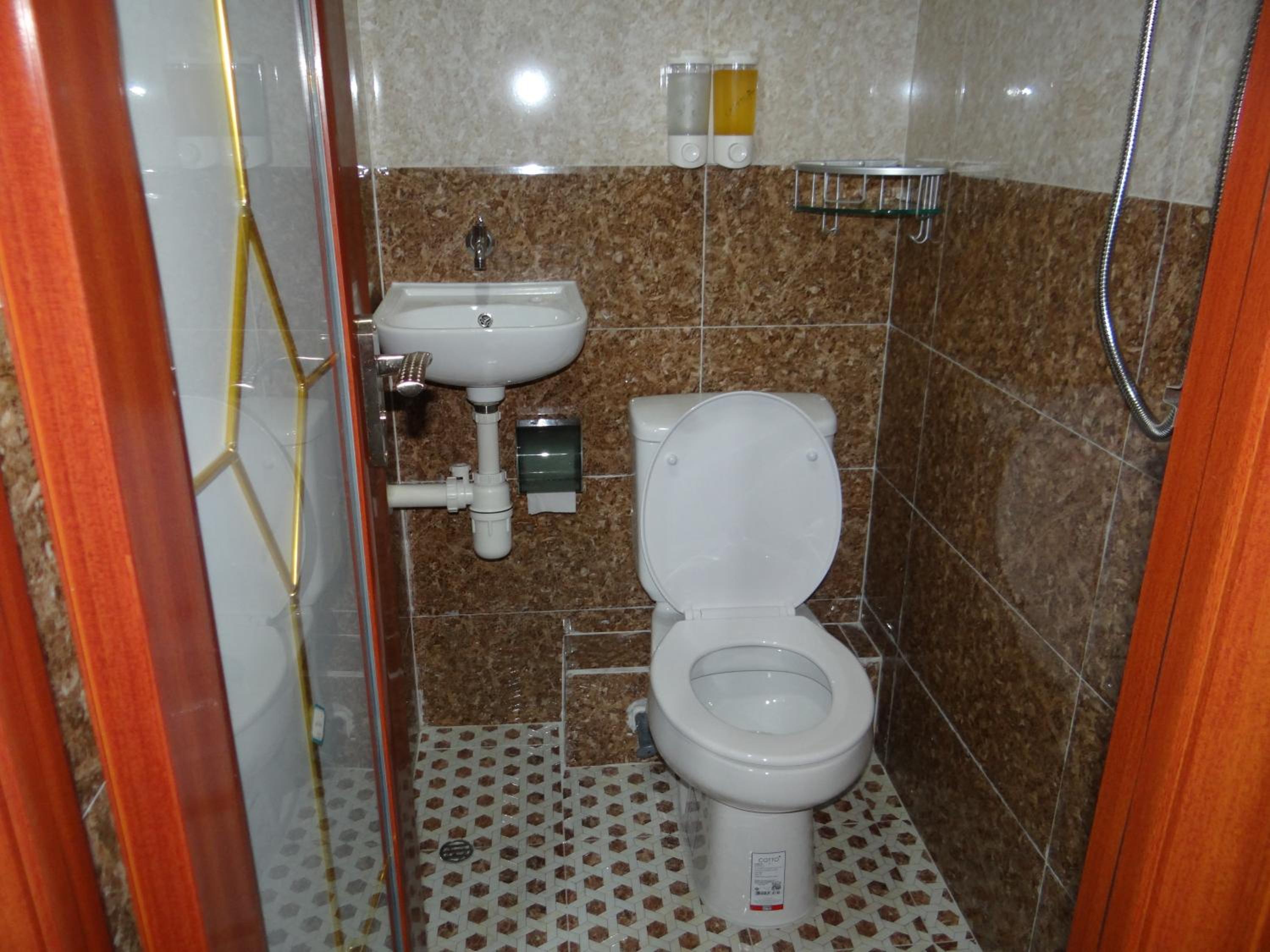 غرفة عائلية، European Hostel 2/5