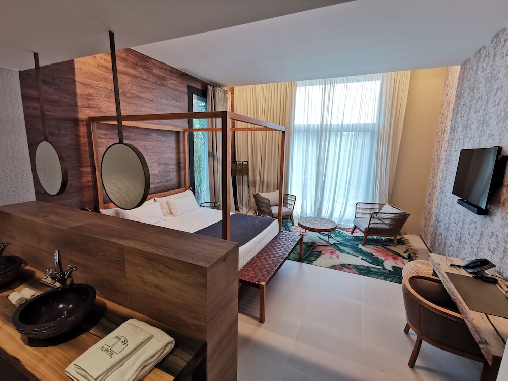 Hotel Tropical Gava Mar 32/50