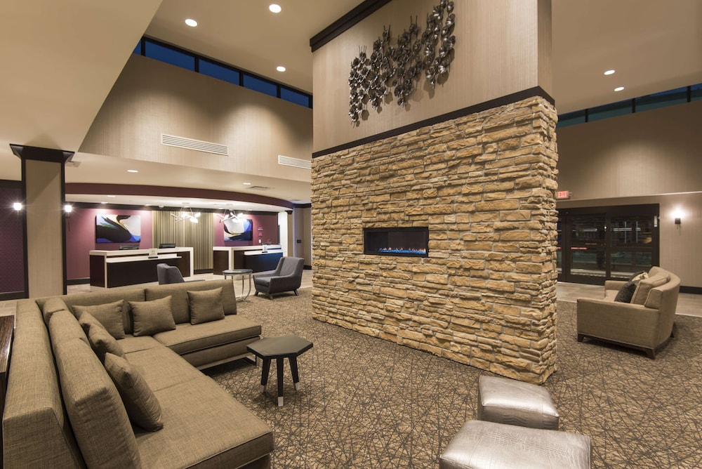 DoubleTree by Hilton Hotel Schenectady 36/51