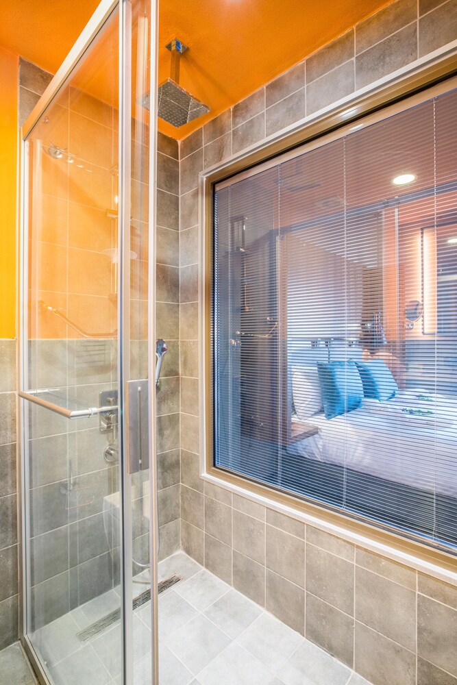 Signature Hotels & Spa 28/50