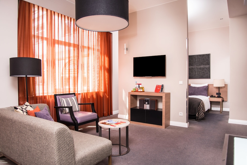 Adina Apartment Hotel Berlin Checkpoint Charlie 37/64