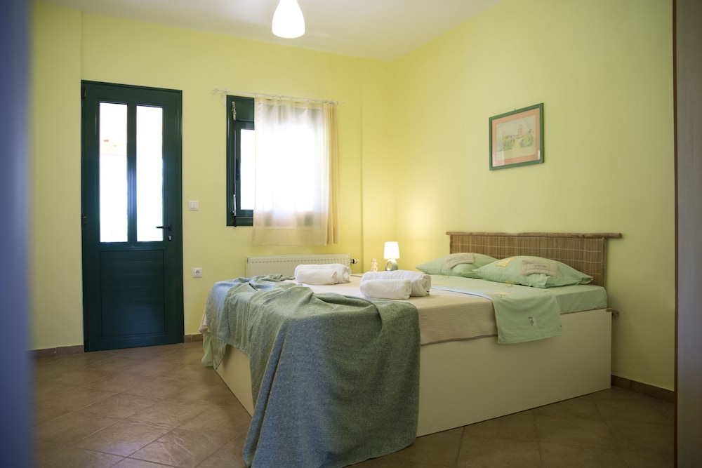 Agrotospita Country Houses 10/50